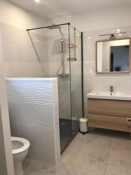 Appartement Neuf Avec Spa Saint-Martin-dʼArdèche Exterior foto